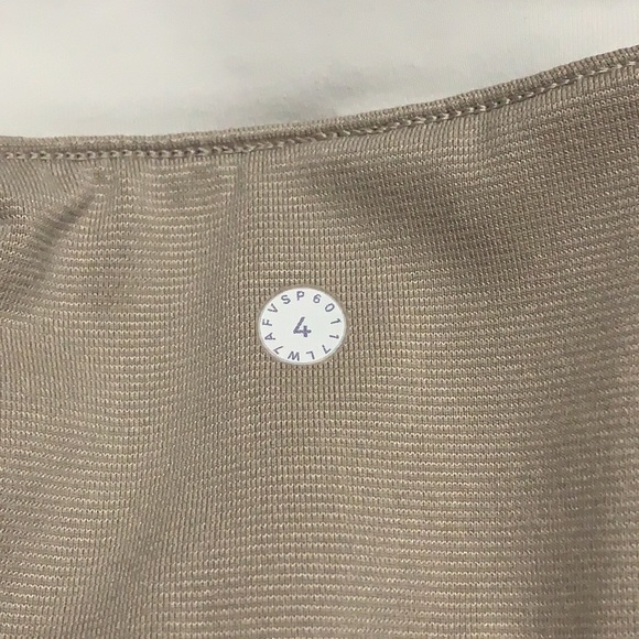 Lululemon Mind Over Miles Short - White - 4 - Picture 5 of 8